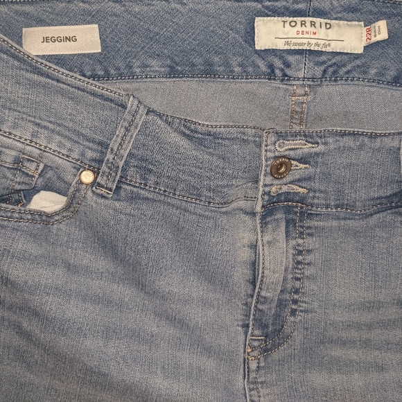 ✨ Torrid ✨ Jegging Jeans - Like New - Size 22 - Picture 10 of 13